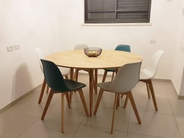אינסוף אפשרויות של כסאות לפינת אוכל