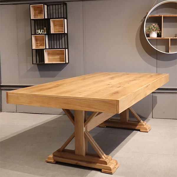 שולחן אבירים רגל מתפצלת