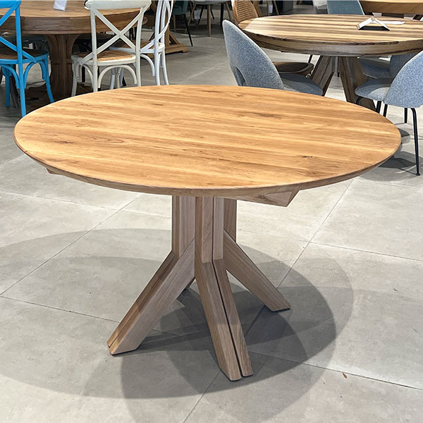 פינת אוכל טוסקנה