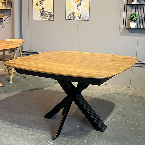 פינת אוכל מילאנו