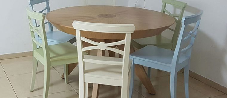 התאמת כסאות מעוצבים ומיוחדים לפינת האוכל